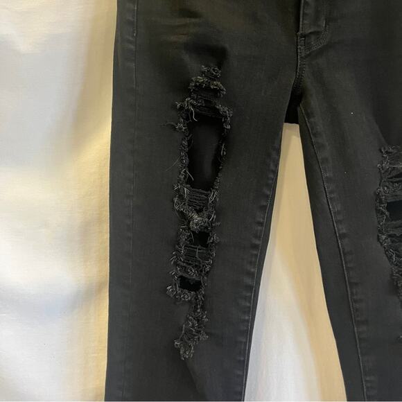 American Eagle Super Super Stretch Jegging Crop Distressed Black Jeans Size 8 - Picture 2 of 11